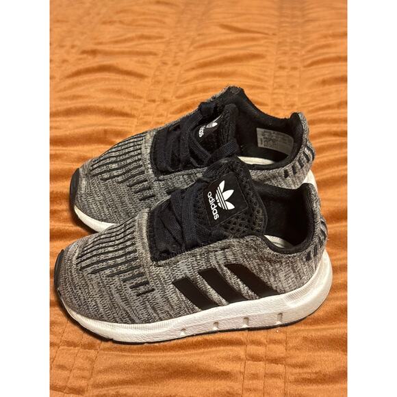 Size 6K Children Adidas Swift Run Easy - Mesh Black - Picture 3 of 7
